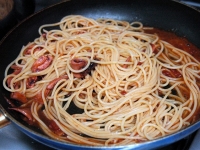 するめいかのトマトソースパスタ