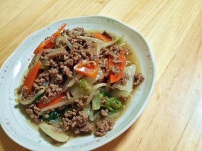 挽き肉と野菜の中華炒め