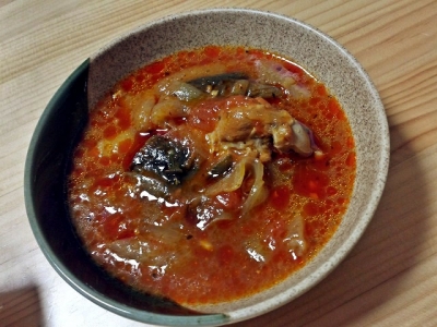 鶏と野菜のトマト煮込みスープ