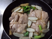 チキン照り焼きゴボウ添え