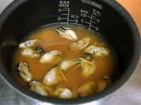 生姜タップリ♪牡蠣の炊き込みご飯