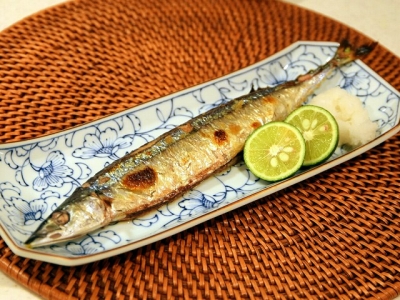 秋の味覚♪さんま（秋刀魚）の塩焼きすだち添え