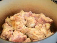 鶏の手羽元と卵の煮物